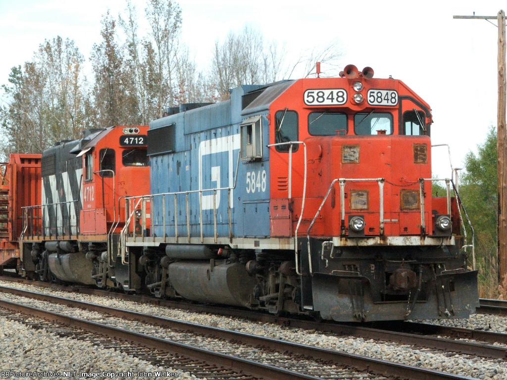 GT 5848 heads a rack train south of Byram, Miss.